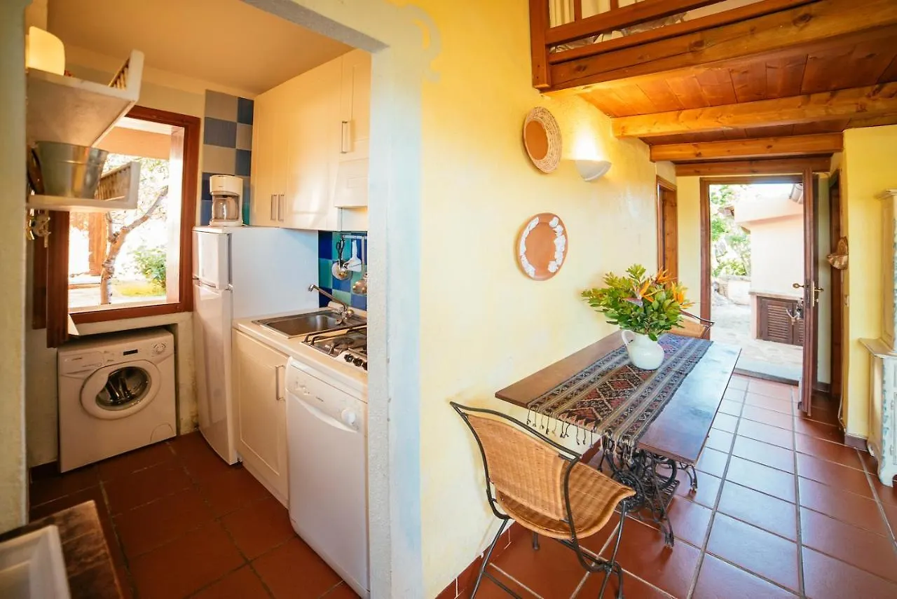 Villaggio Cala Paradiso San Teodoro  Tatil Evi